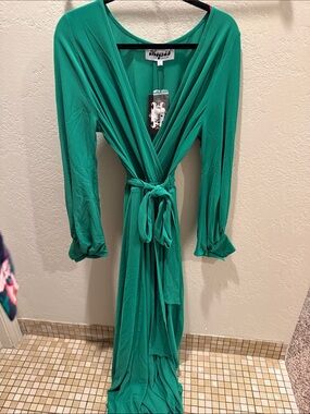 NWT Meghan LA Emerald Green Maxi Wrap Dress